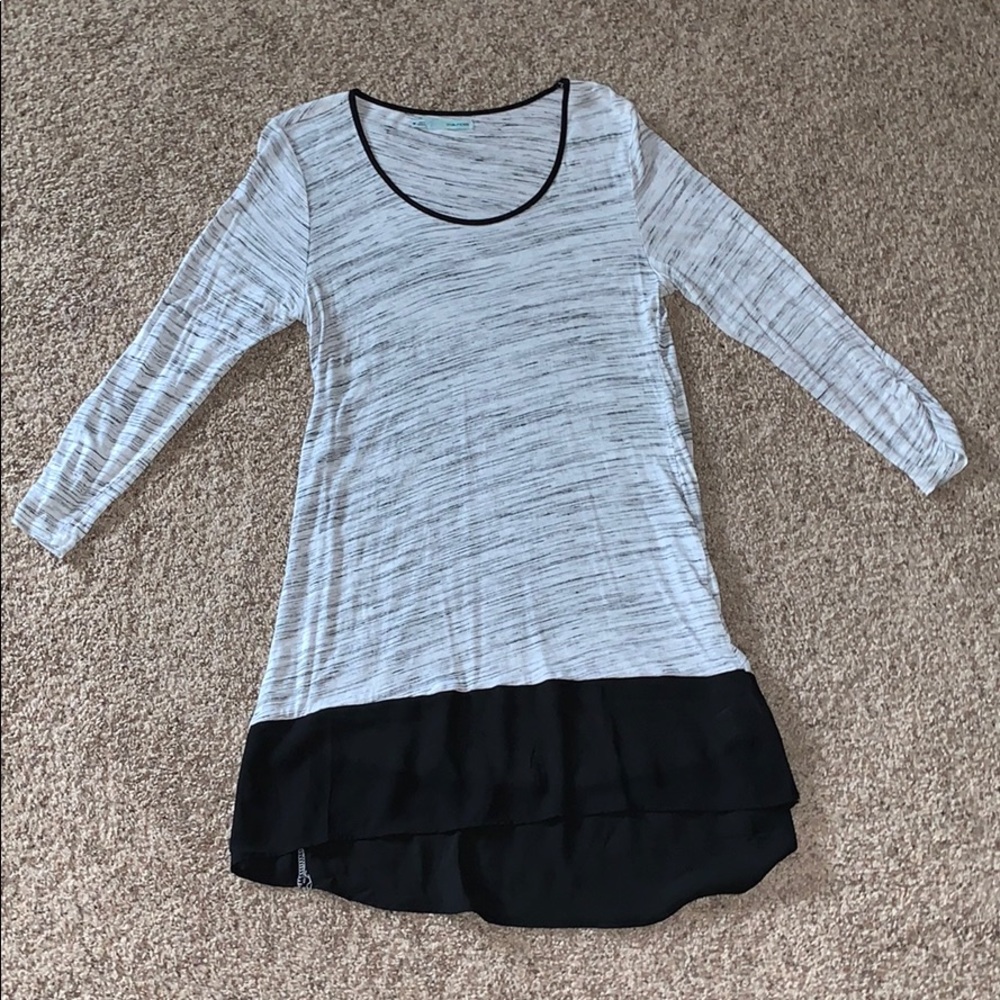 Scoop neck dress